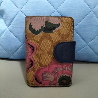 (Category: ) located in . Submitted by recycle_allpreloved (Listing ID 1304222329, Image 1). Description: .