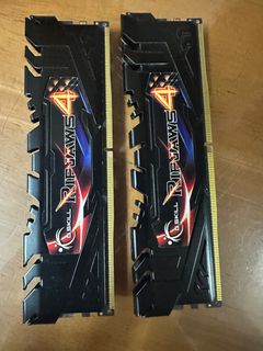 （分類：）位於 。 由 bearstick 提交（商品編號 1304142324，圖片 1）。簡介： 。