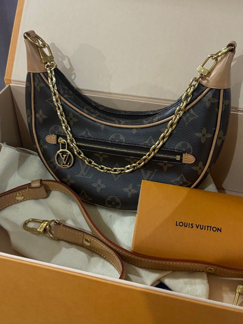 💓SOLD💓Guaranteed authentic LV Loop bag (Category: Luxury Bags & Wallets) located in Naga. Submitted by akimadison.ph (Listing ID 1304103433, Image 1). Description: Lightly used Comes complete with receipt Super steal!.
