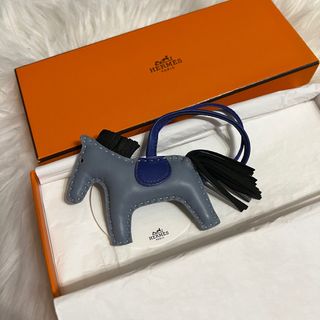 （分類：）位於 。 由 hapiiyuuu 提交（商品編號 1304218011，圖片 1）。簡介： 。