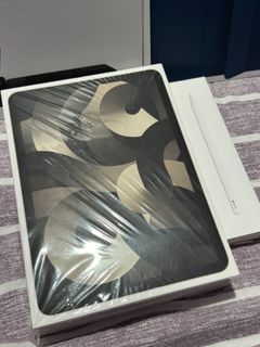 iPad Air 5th Generation w/ Accessories
