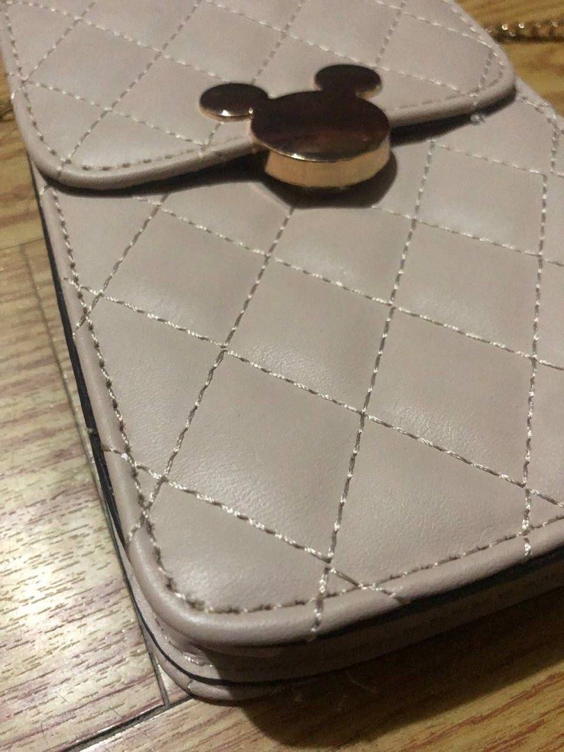 jovanni sling cross-body bag (Category: Cross-body Bags) located in Cavite. Submitted by _dashhh (Listing ID 1304226334, Image 3). Description: jovanni sling cross-body bag — ₱300 — originally bought for ₱850 — no last price, already lowered — mop: Gcash — mod: Gogo Express, Flash, Lalamove.