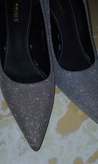 Ladies' Formal Closed-Toe Heels (Glitter)