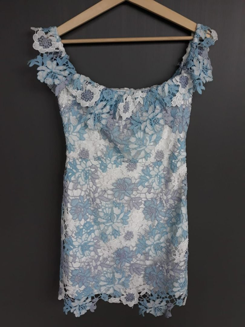 Lovers Friends dress lace in floral Women s Fashion Dresses Sets Dresses on Carousell