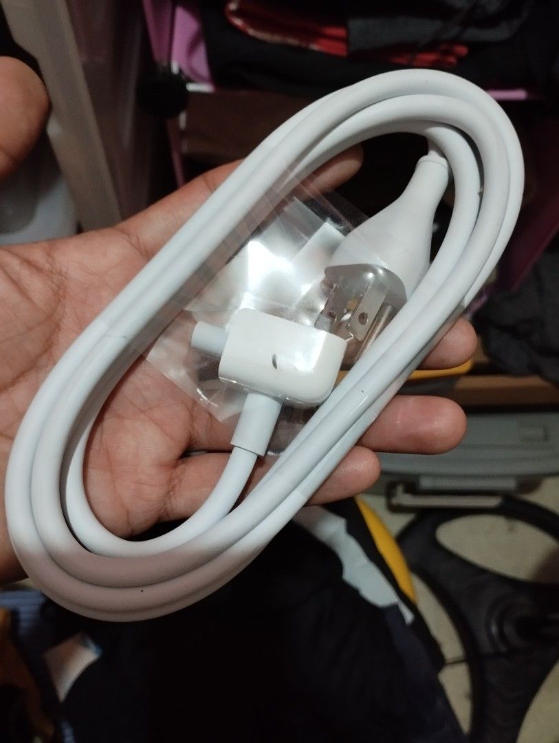 MacBook Pro 3 prong wall socket (Category: Chargers & Cables) located in Cebu City. Submitted by limeracing (Listing ID 1304107333, Image 1). Description: For sale MacBook Pro 3 prong wall socket Brand new with plastic Selling for P500 RFS: decluttering MOP: GCash or BPI online Meetups: Insular Square Mandaue or add SF nalang po if you're interested and outside my meetup radius or outside Cebu.