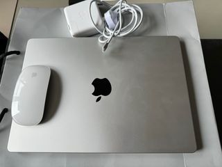 Macbook Pro M2 14-inch 512GB for sale or swap
