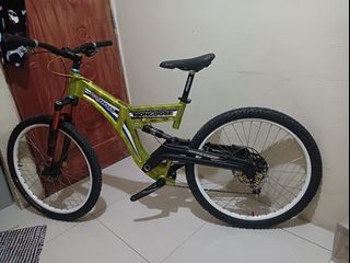 Monggose xr1000 full suspension bike