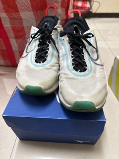（分類：）位於 。 由 samc9901 提交（商品編號 1304191864，圖片 1）。簡介： 。