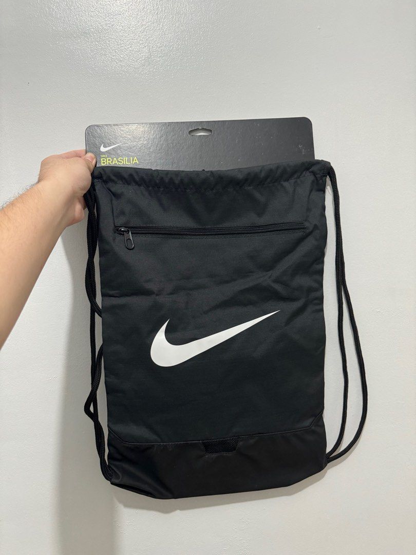 Nike Bag (Category: Backpacks) located in Calamba. Submitted by eukyeukyeuky (Listing ID 1304217675, Image 1). Description: Nike Drawstring bag brandnew.