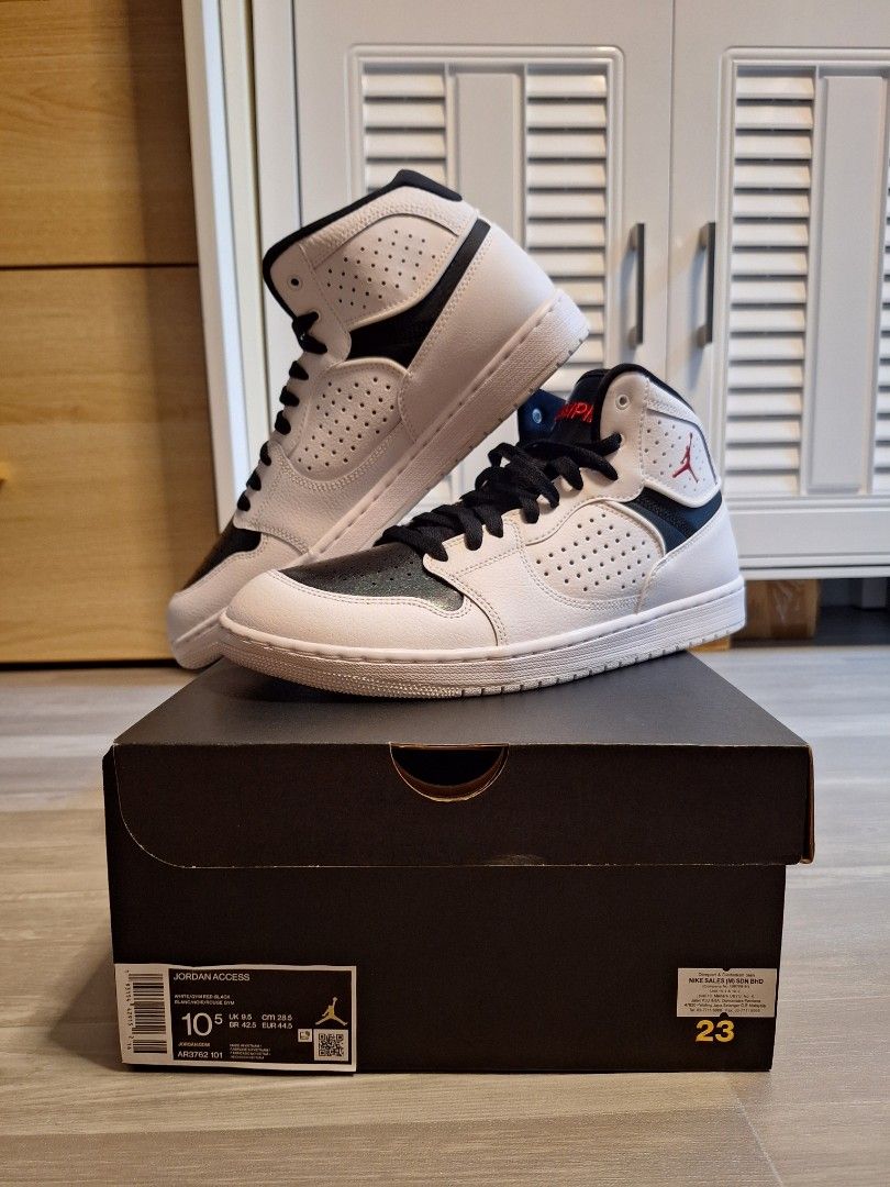 NIKE Jordan Access