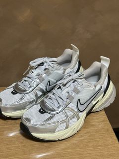 Nike rubber shoes