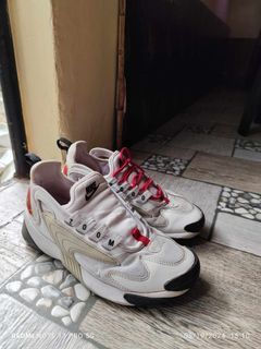 Nike Women's Zoom 2K White Grey Red Size 6 Retro Running Shoes AO0354-107