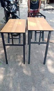 on hand foldable computer table
