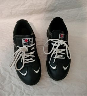 (Category: ) located in . Submitted by trendy.sg (Listing ID 1304137793, Image 1). Description: .