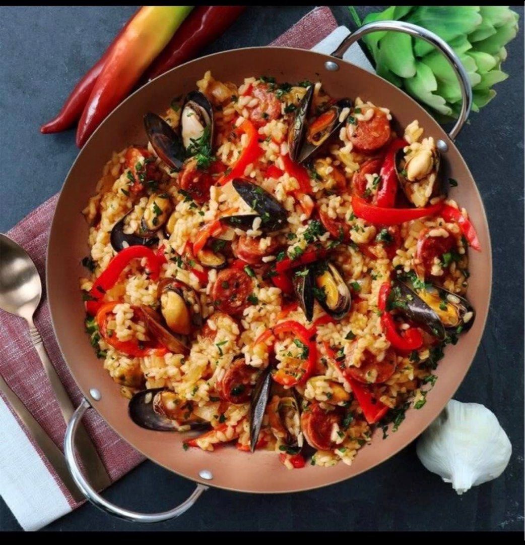 Oster Non Stick Paella/Pasta Pan 11” (Category: Cookware & Accessories) located in Cavite. Submitted by jazz.shop (Listing ID 1304255721, Image 2). Description: .