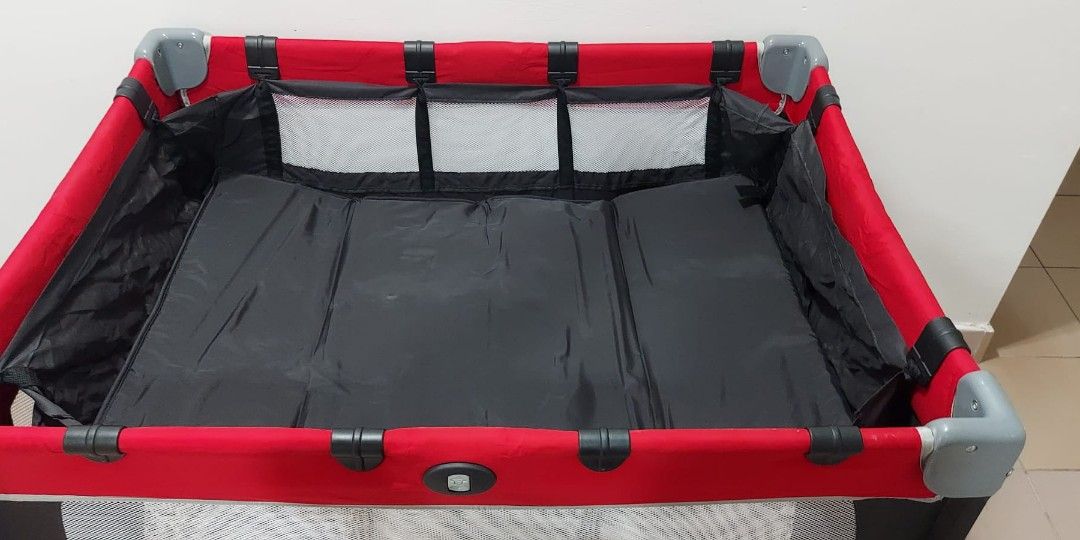 Mascot 3 in 1 portable cot outlet