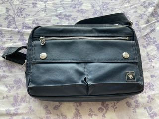 （分類：）位於 。 由 billkey 提交（商品編號 1304112452，圖片 1）。簡介： 。