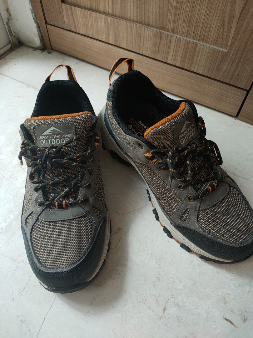 Preloved Skechers sepatu outdoor