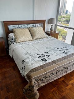 Queen Bed with Mattress
