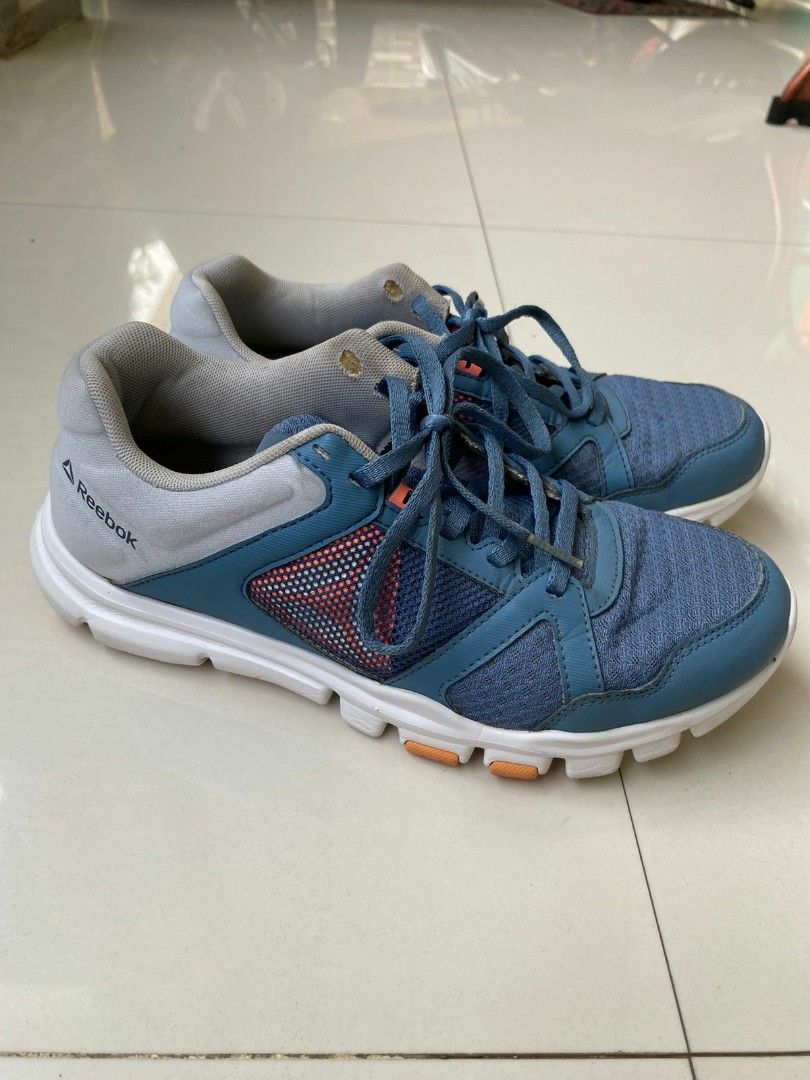 Reebok Yourflex Trainette Fesyen Wanita Sepatu di Carousell
