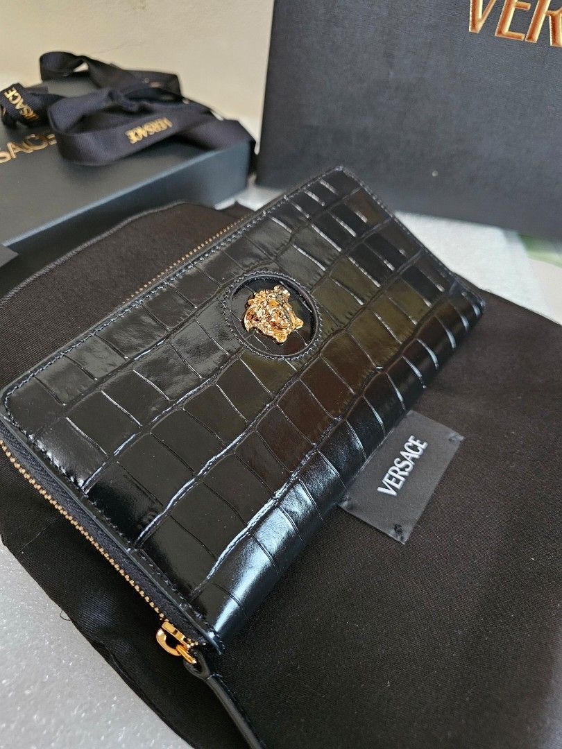 Versace long wallet 2025