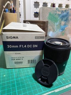 Sigma mirrorless camera lens. Sony E mount