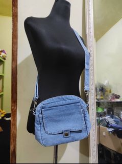 (Category: ) located in . Submitted by annur.collection (Listing ID 1304223231, Image 1). Description: .