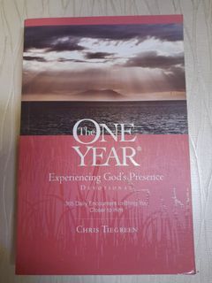 The One Year Experiencing Gods Presence Devotional