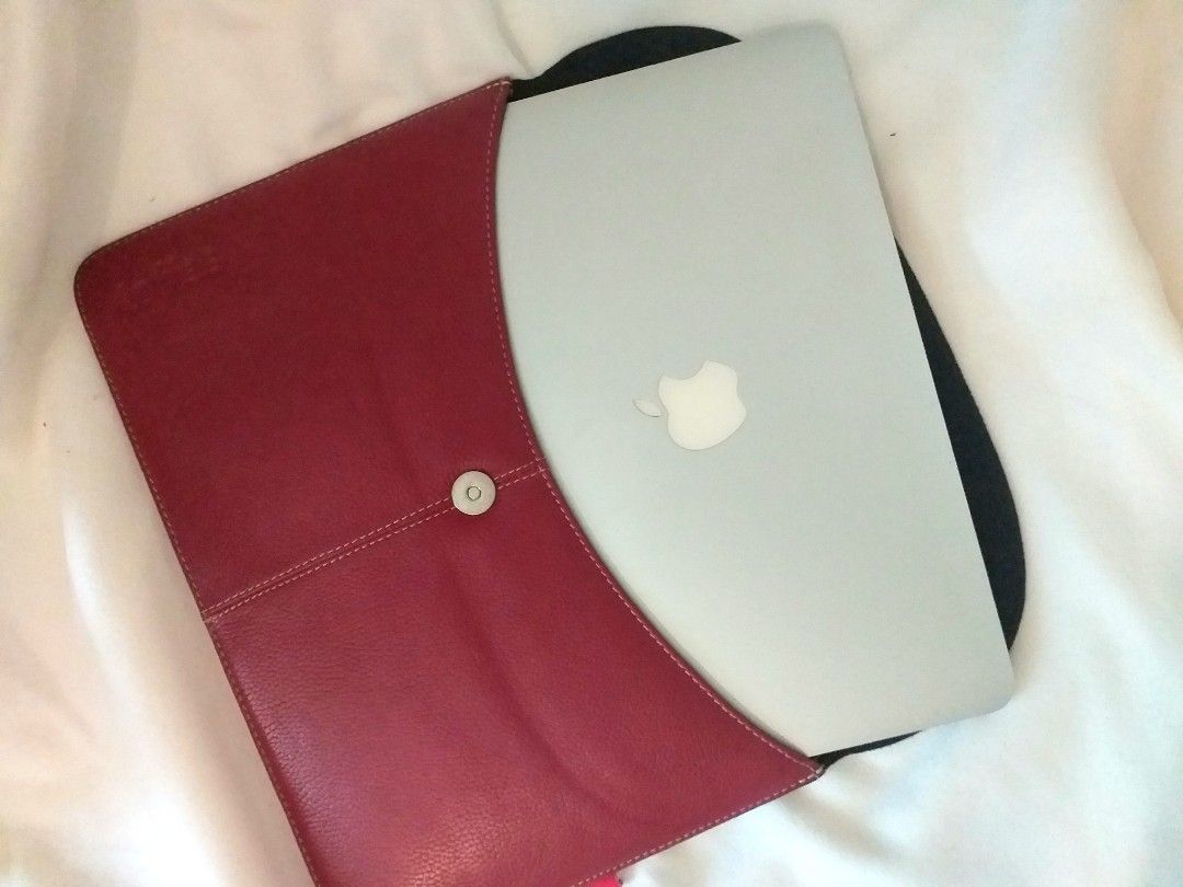 Toffee laptop case 2025