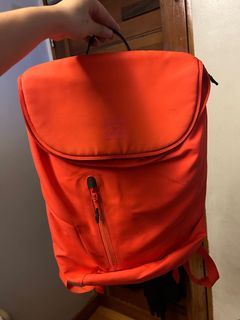 UNDER ARMOUR backpack