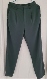 [UNIQLO] 半橡筋 高腰束腳褲64200383486723110