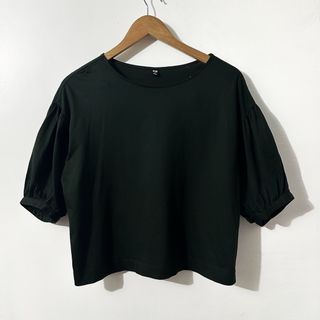 Uniqlo puff blouse