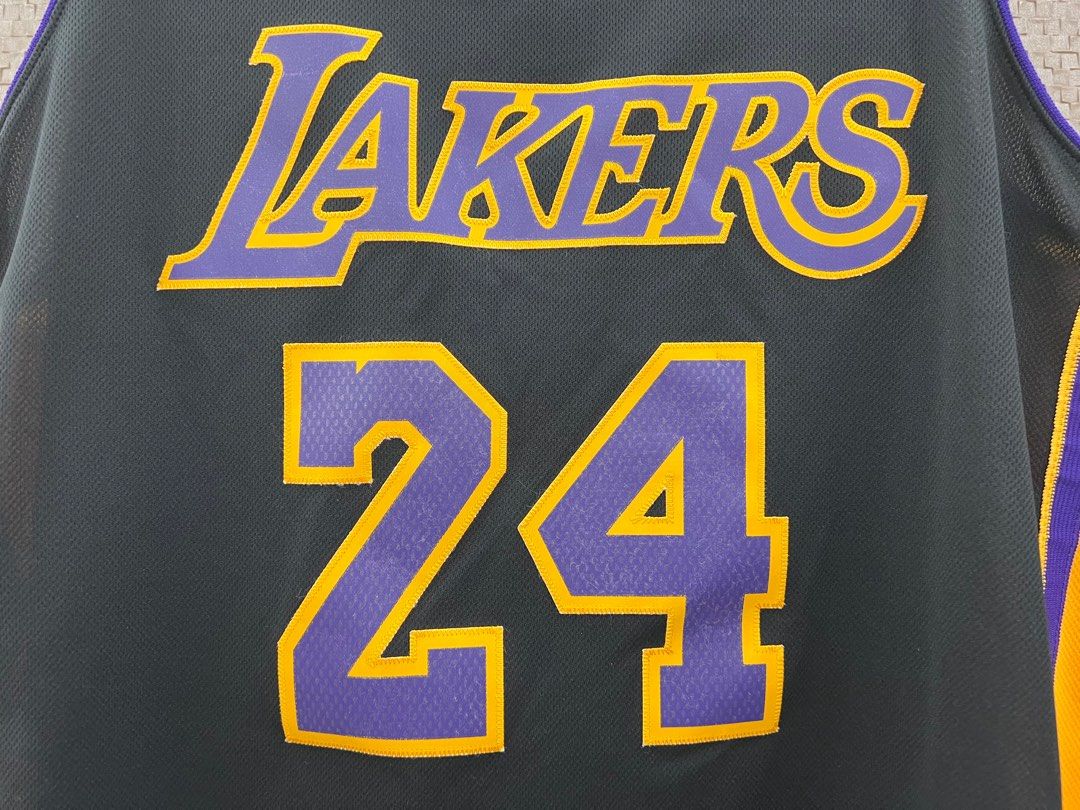 USED 24 KOBE BRYANT ADIDAS LOS ANGELES LAKERS HOLLYWOOD NIGHTS BLACK SWINGMAN JERSEY M Carousell