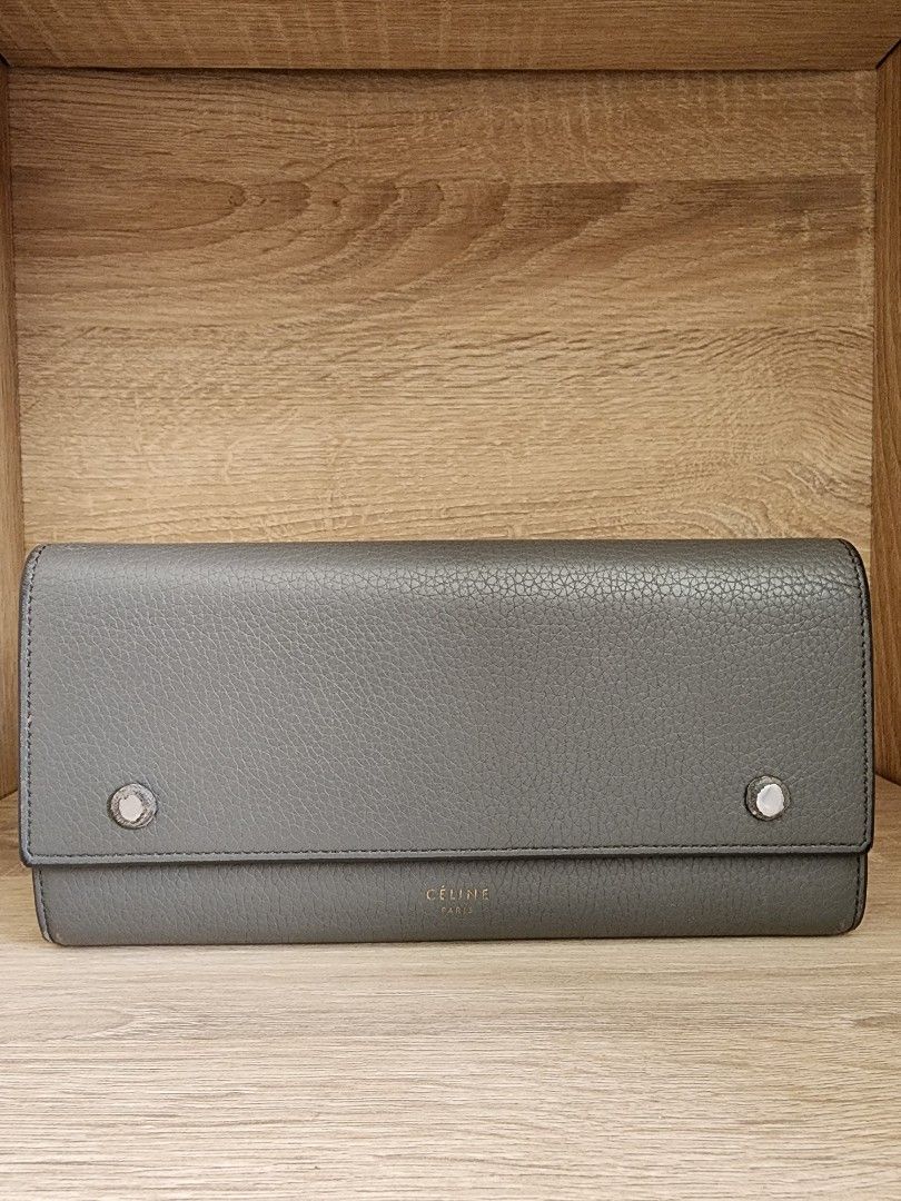 Large flap multifunction shop