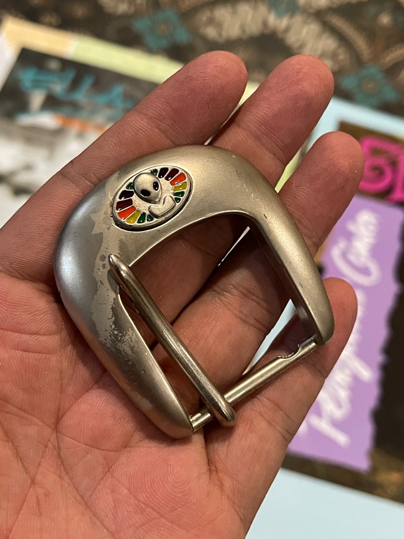 Vintage buckle alien workshop