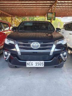 2016 Toyota  Fortuner V Look  1st owner Auto