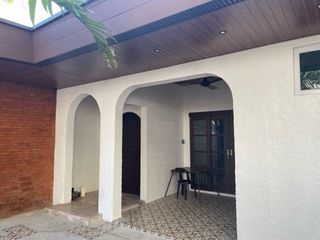 4 Bedrooms, 3 T&B, 3 car garage in Kapitolyo Pasig