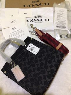 🇺🇸 Sale Authentic Coach Field Tote Crossbody bag