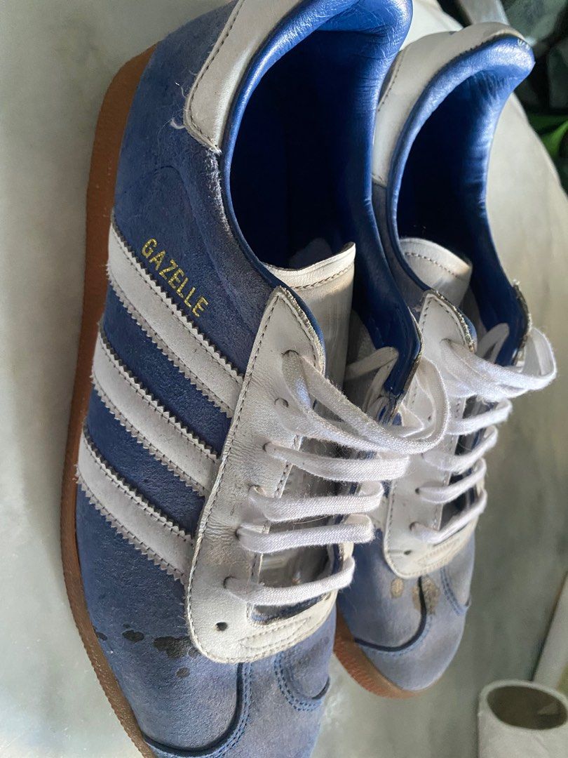 Adidas Gazelle (Category: Sneakers) located in Cavite. Submitted by migspan (Listing ID 1301218723, Image 2). Description: Rfs: Need funds.