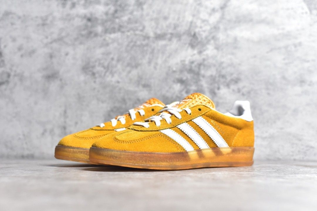 Adidas Original Gazelle Indoor Trainers Yellow white shoes