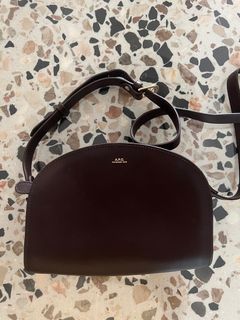 APC DEMI-LUNE BROWN (used once)