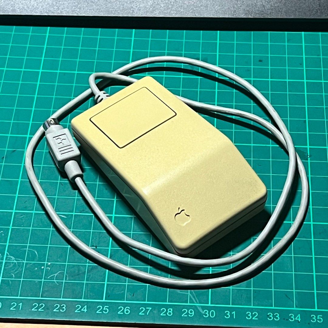Apple Desktop Bus Macintosh SE ADB Mouse, Computers & Tech, Parts ...