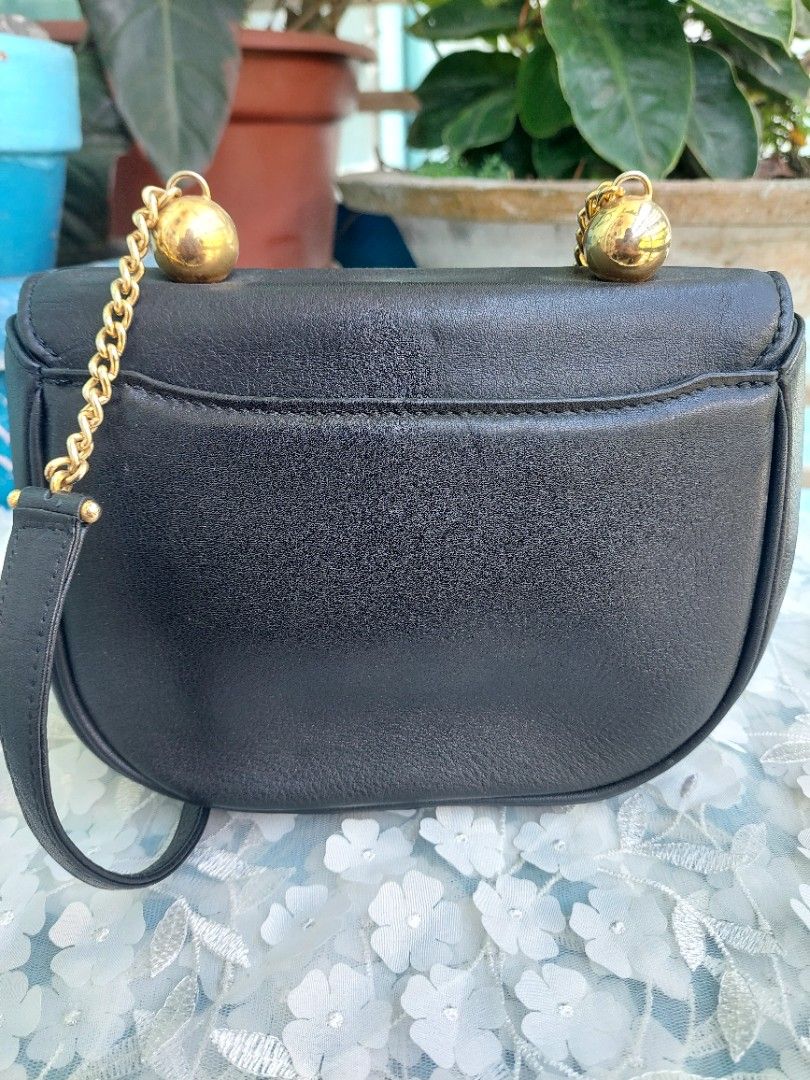 Auth. Vintage Mila schon crossbody (Category: Luxury Bags & Wallets) located in Santa Maria. Submitted by mikavillaflor4 (Listing ID 1301273763, Image 3). Description: ukay source details posted auth. vintage.