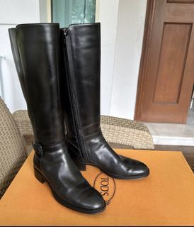 Authentic Authentic Tods High Leather Riding Boots
