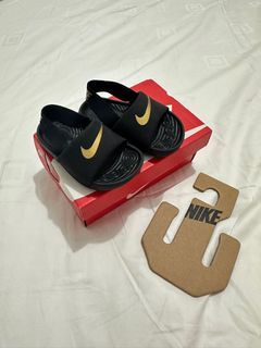 Authentic  Nike Kawa sandals
