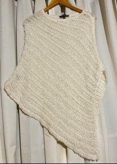 bebe O White Poncho Wrap-Free Knitted Glittery Threads  Asymmetrical Sweater