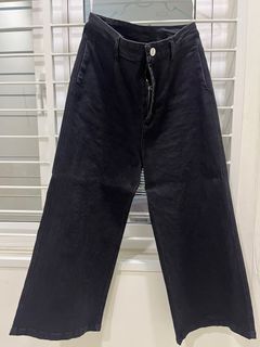 (Category: ) located in . Submitted by deedeepreloved23 (Listing ID 1301249406, Image 1). Description: .
