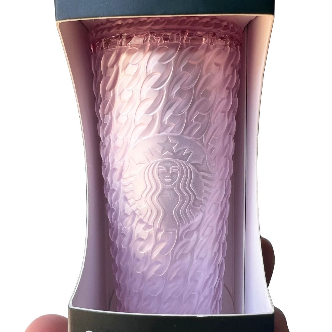 BNEW STARBUCKS 2024 Pink Cold Cup Keychain (Category: Water Bottles & Tumblers) located in Quezon City. Submitted by declutter_to_downsize (Listing ID 1301168889, Image 2). Description: Got this in the US. I found it super cute, that's why I got it haha. Last piece na kasi siya on the shelf. You can put this on your bag or car keys, super cute talaga!.