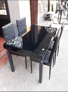 BRAND NEW 4 SEATER TEMPERD GLASS DINING TABLE