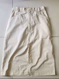 BRAND NEW white/off white midi skirt with front slit